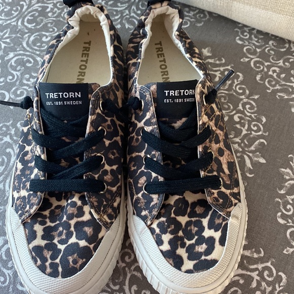 Tretorn slip on sneakers. Cute leopard print. Size 7. Worn twice. - Picture 2 of 8